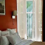 Alexandrovskiy Hotel 4*