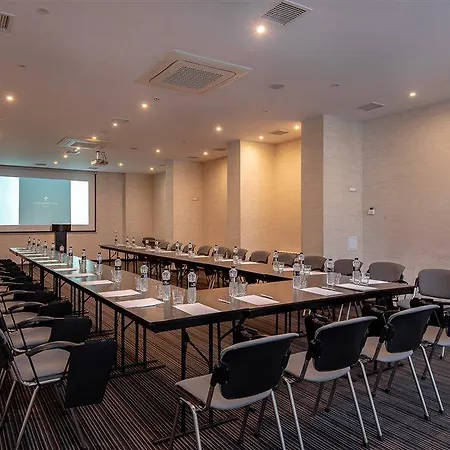 Hotel Alexandrovskiy 4*