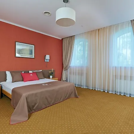 Alexandrovskiy Hotel