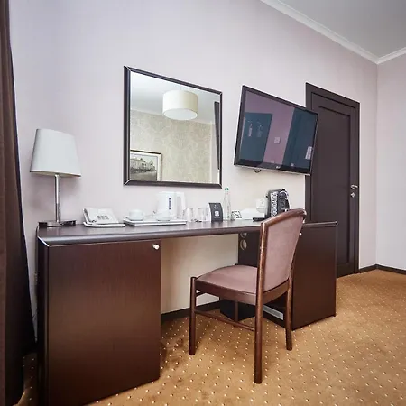 Hotel Alexandrovskiy 4*