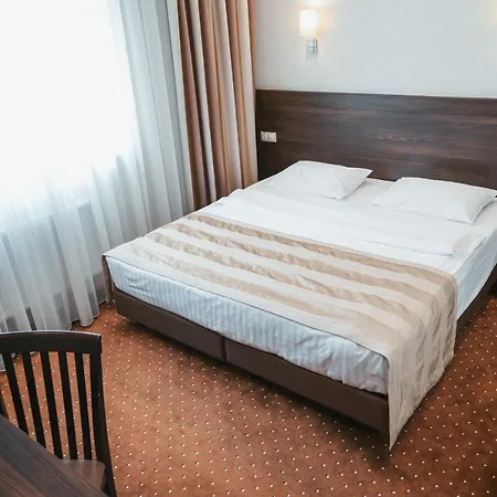 Hotel Alexandrovskiy 4*