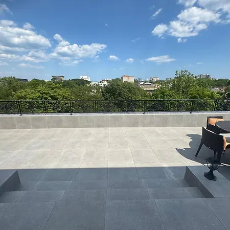 Alexandrovskiy Hotel 4*