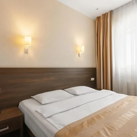 Alexandrovskiy Hotel 4*