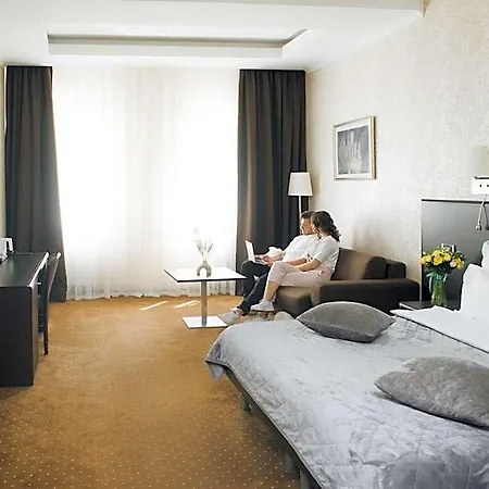 Alexandrovskiy Hotel