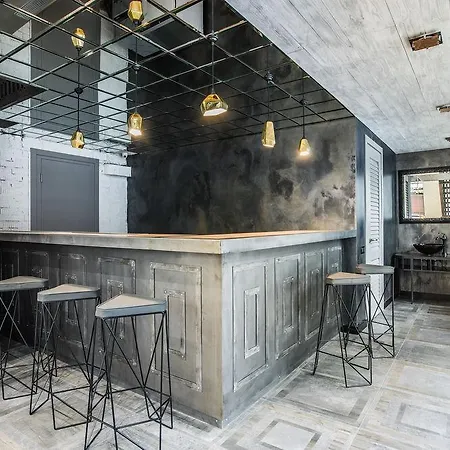 亚历山德斯基酒店 酒店 4*