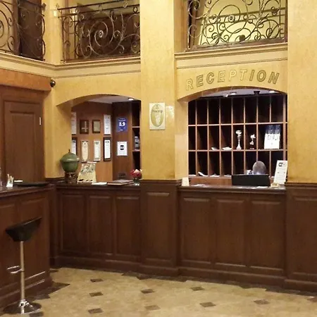 亚历山德斯基酒店